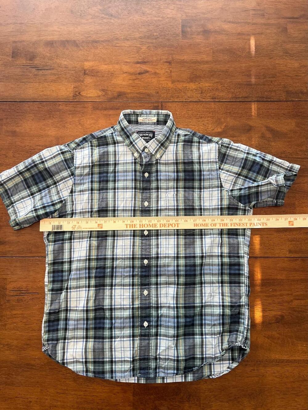 Mens The New Ivy Brand Shortt Sleeve Button Up Shirt, Size L
